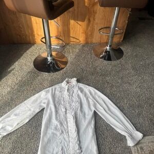 White lace blouse with ruffles and buttons #cottagecore #fairycore #coquette